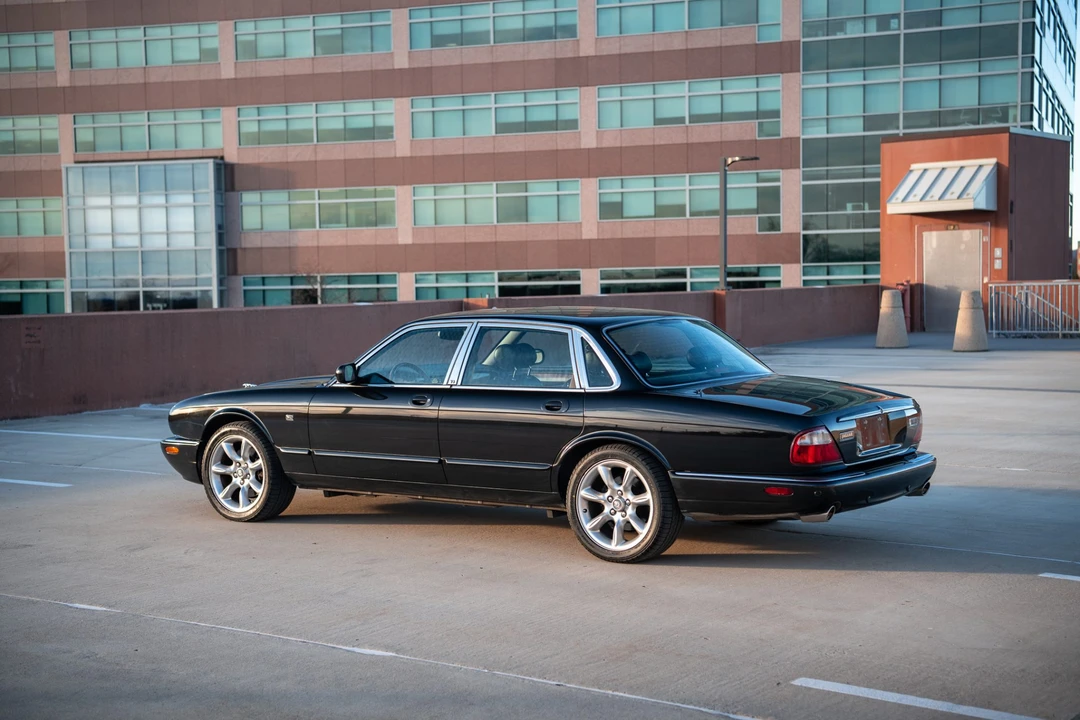 2001 Jaguar X308 XJR - Image 17 of 31