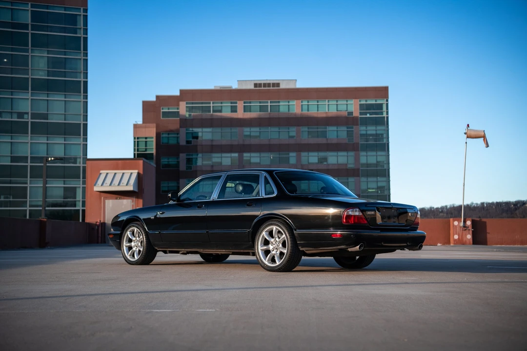 2001 Jaguar X308 XJR - Image 20 of 31