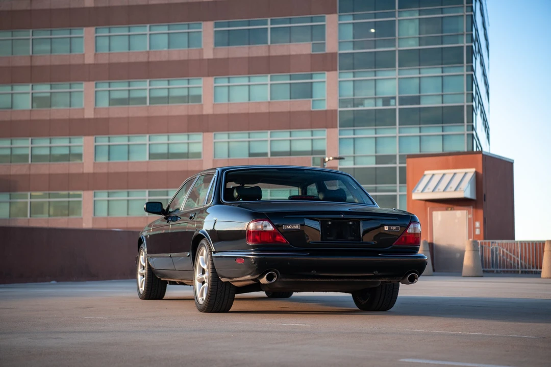 2001 Jaguar X308 XJR - Image 25 of 31