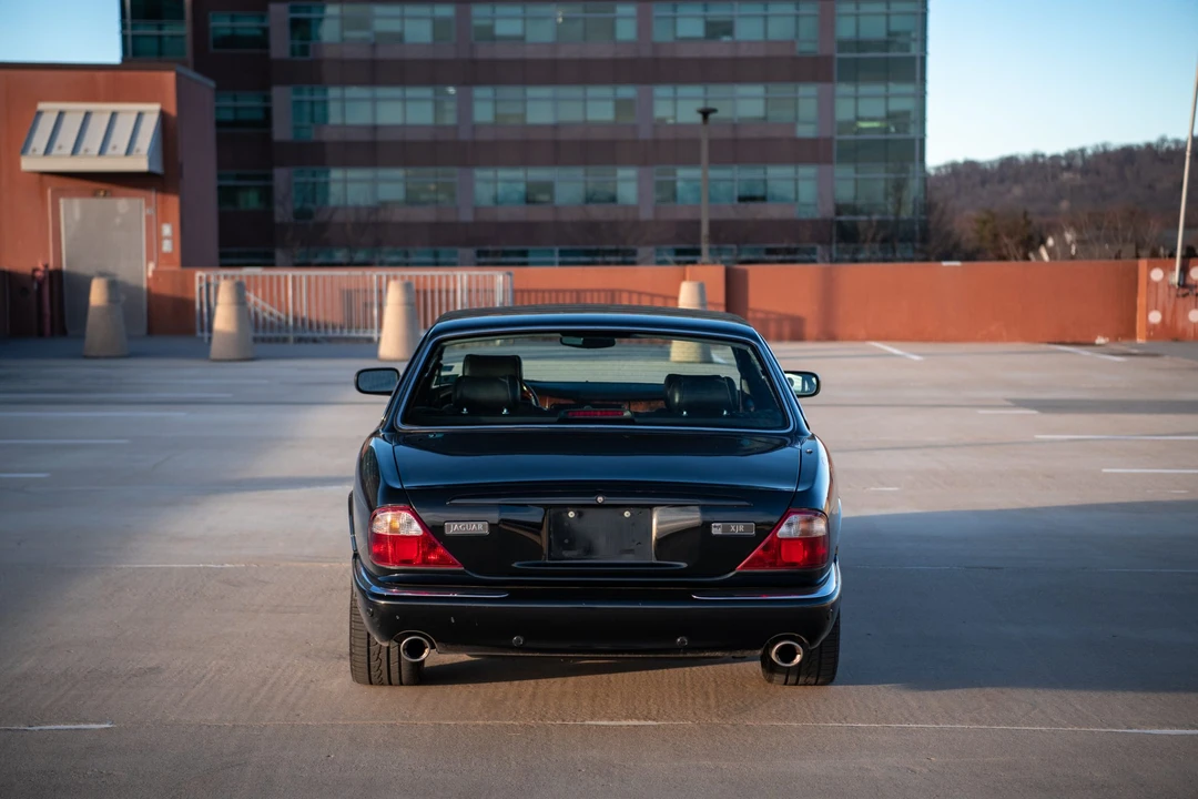 2001 Jaguar X308 XJR - Image 27 of 31
