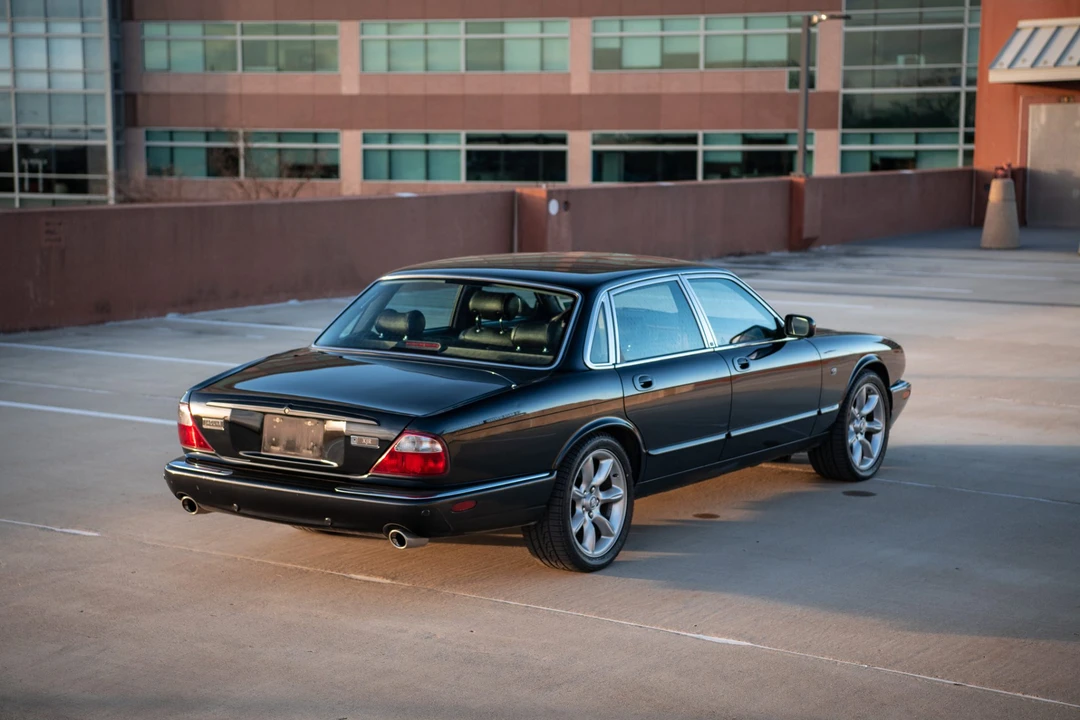 2001 Jaguar X308 XJR - Image 31 of 31