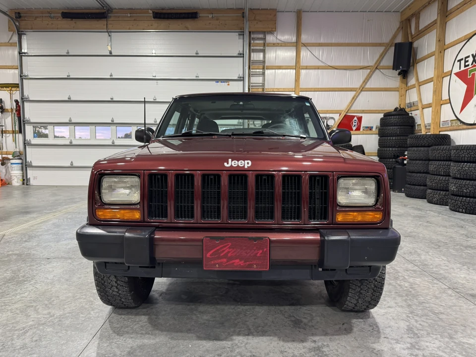 2001 Jeep XJ Cherokee - Image 22 of 31