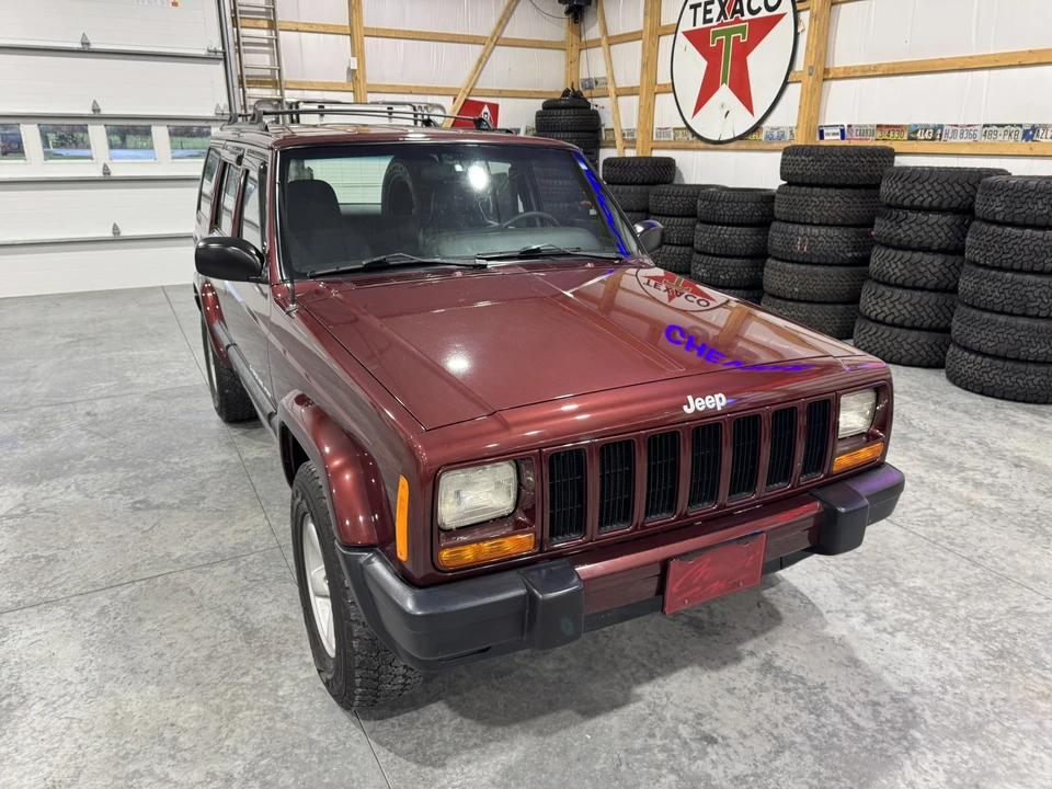 2001 Jeep XJ Cherokee - Image 19 of 31