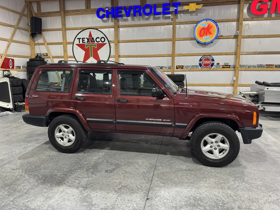 2001 Jeep XJ Cherokee - Image 13 of 31