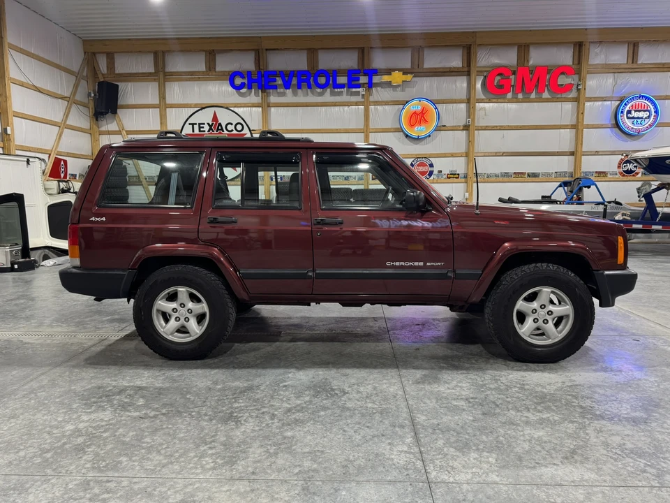 2001 Jeep XJ Cherokee - Image 11 of 31