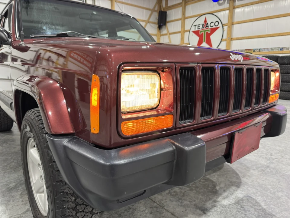 2001 Jeep XJ Cherokee - Image 28 of 31
