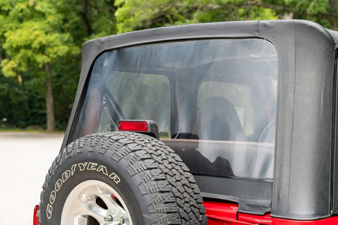 2001 Jeep TJ Wrangler - Image 27 of 31