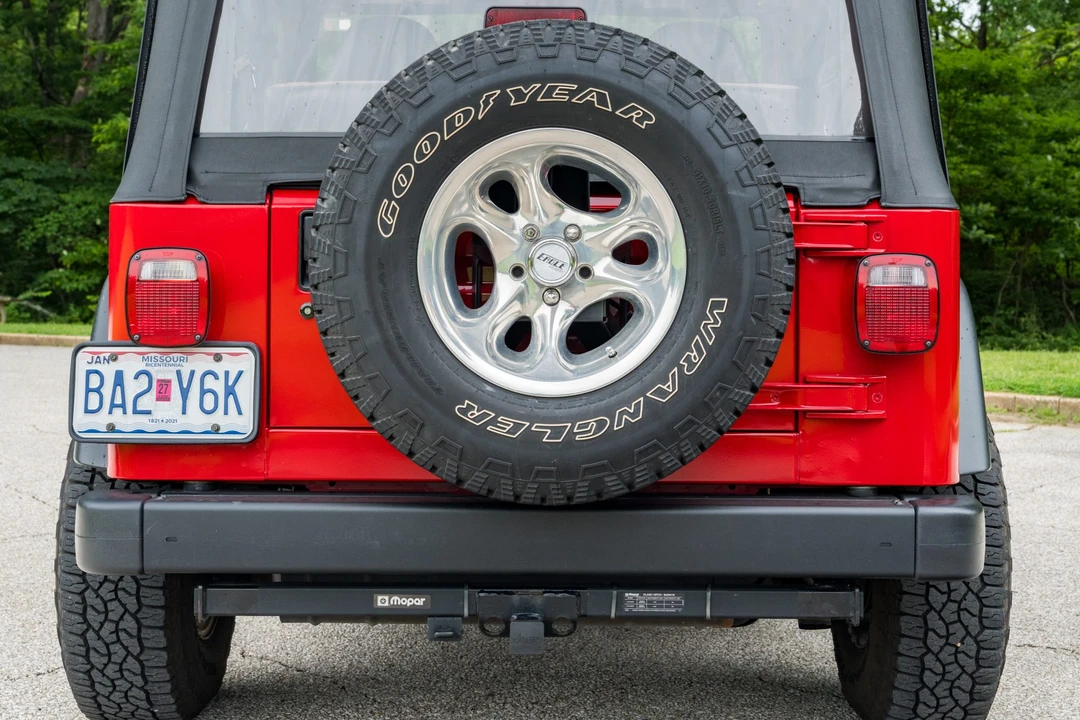 2001 Jeep TJ Wrangler - Image 24 of 31
