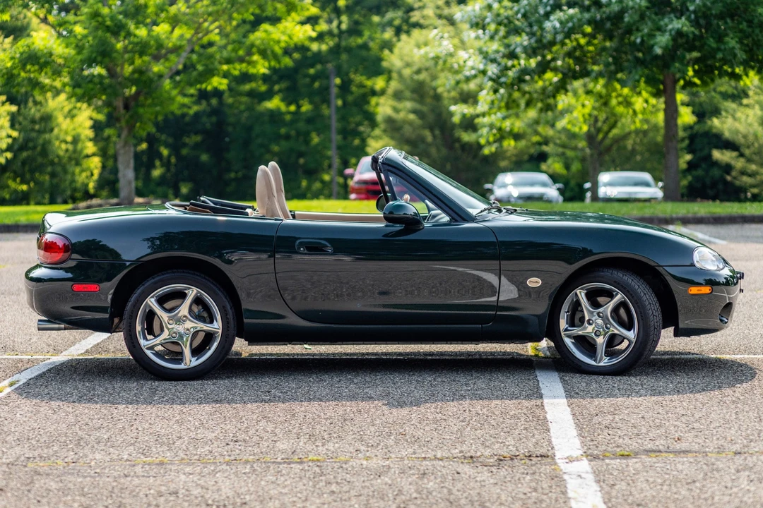 2001 Mazda NB MX-5 Miata - Image 5 of 31