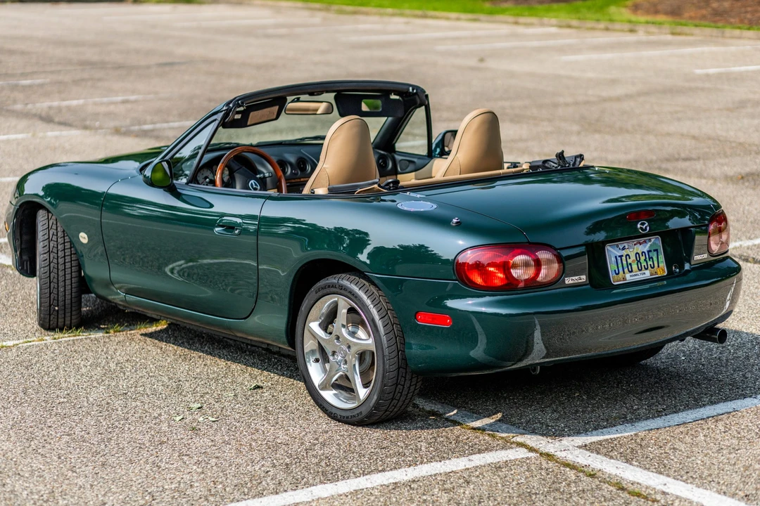 2001 Mazda NB MX-5 Miata - Image 9 of 31