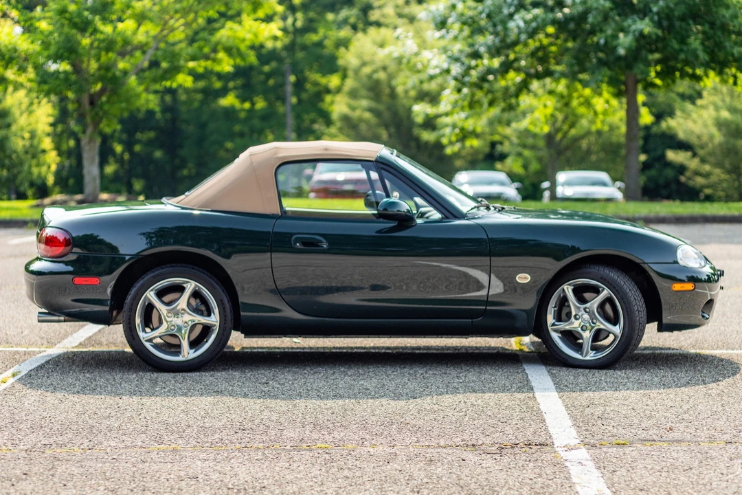 2001 Mazda NB MX-5 Miata - Image 15 of 31