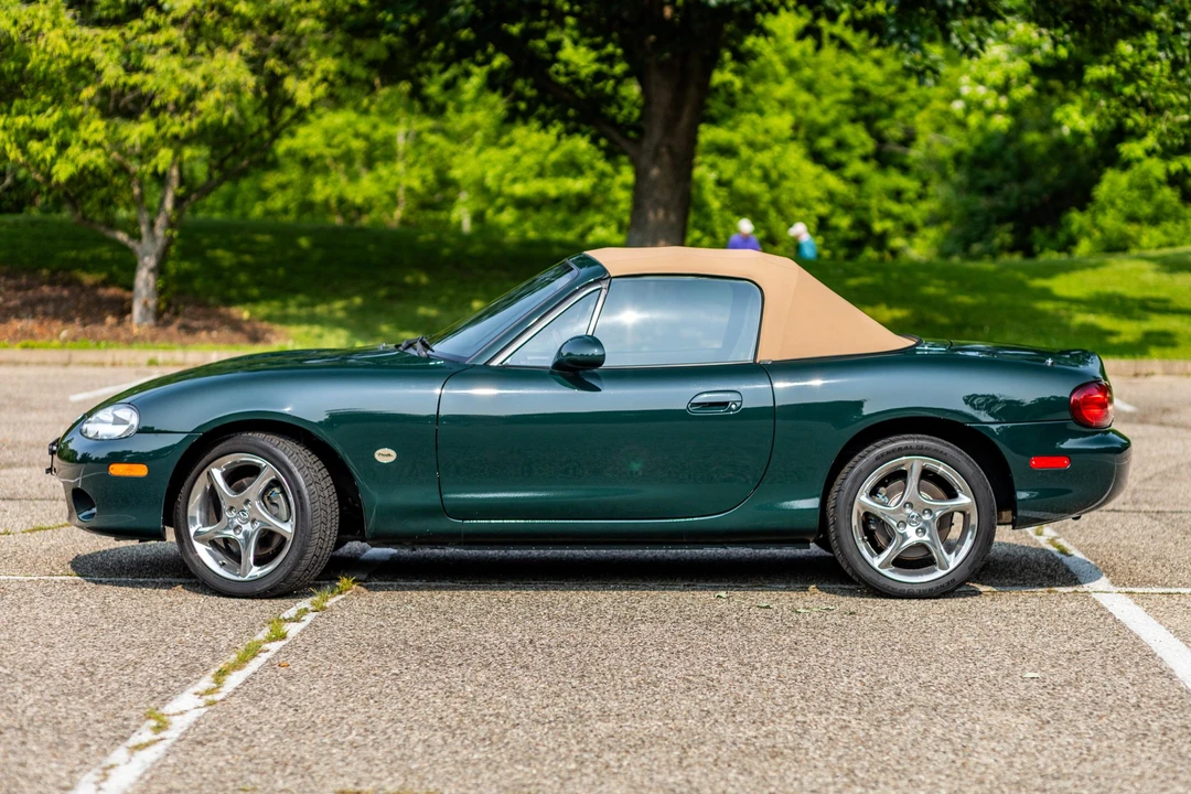 2001 Mazda NB MX-5 Miata - Image 19 of 31