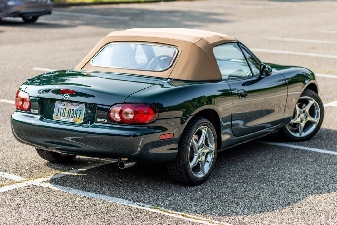 2001 Mazda NB MX-5 Miata - Image 16 of 31