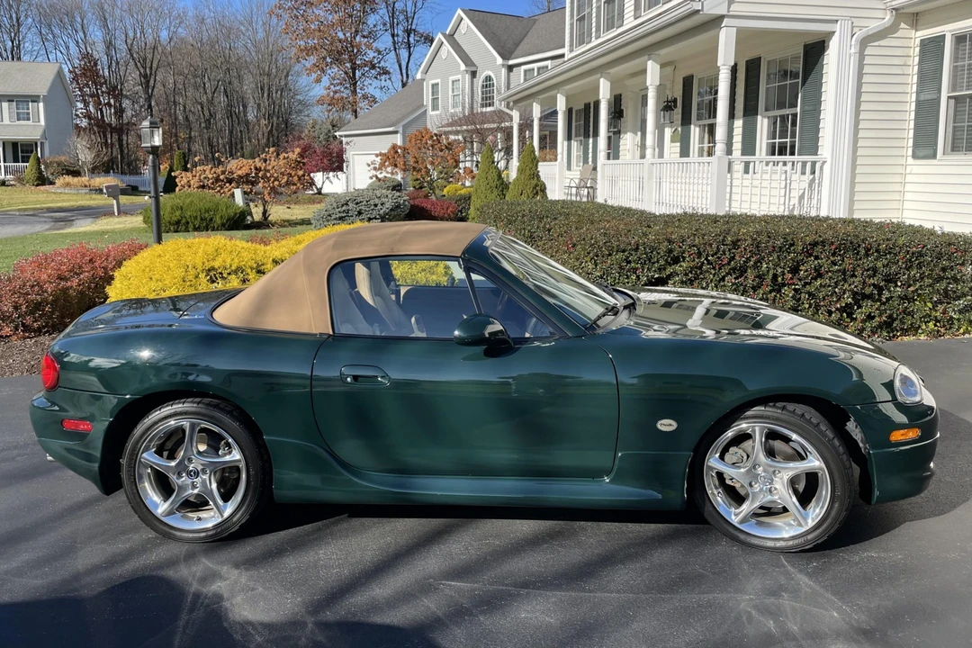 2001 Mazda NB MX-5 Miata - Image 3 of 31