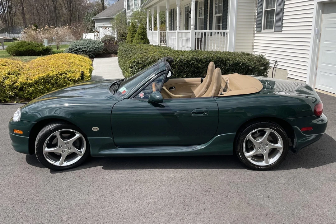 2001 Mazda NB MX-5 Miata - Image 8 of 31