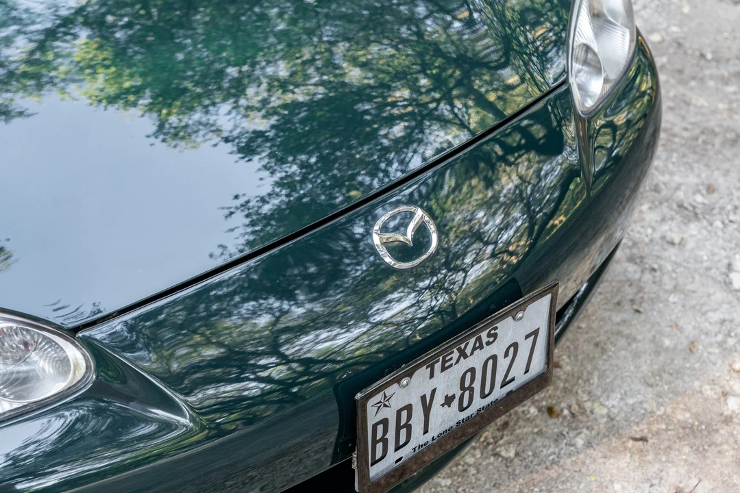 2001 Mazda NB MX-5 Miata - Image 19 of 31