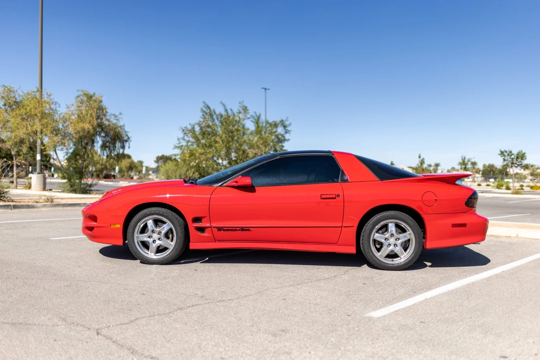 2001 Pontiac Firebird Trans Am 4th Gen - Image 2 of 31