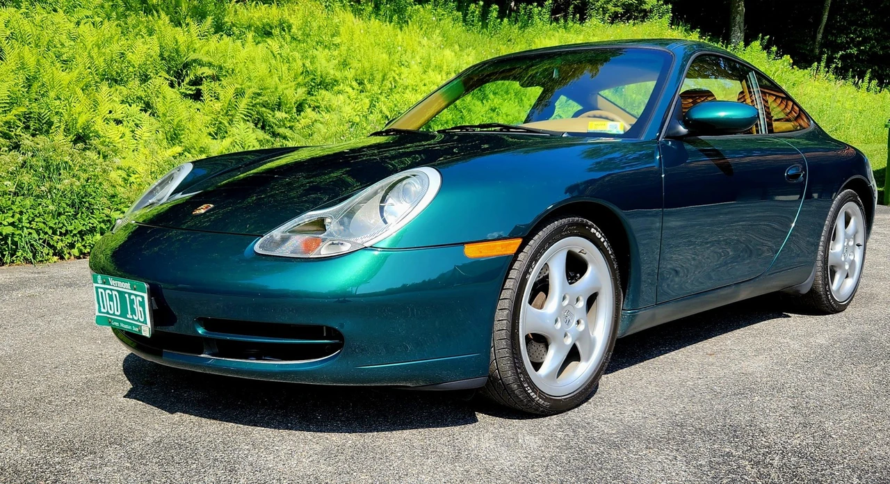 2001 Porsche 996 Carrera - Image 13 of 31