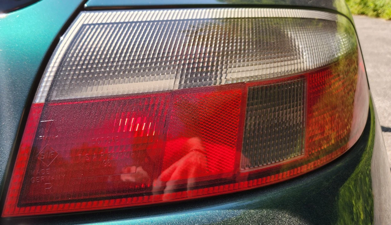 2001 Porsche 996 Carrera - Image 26 of 31