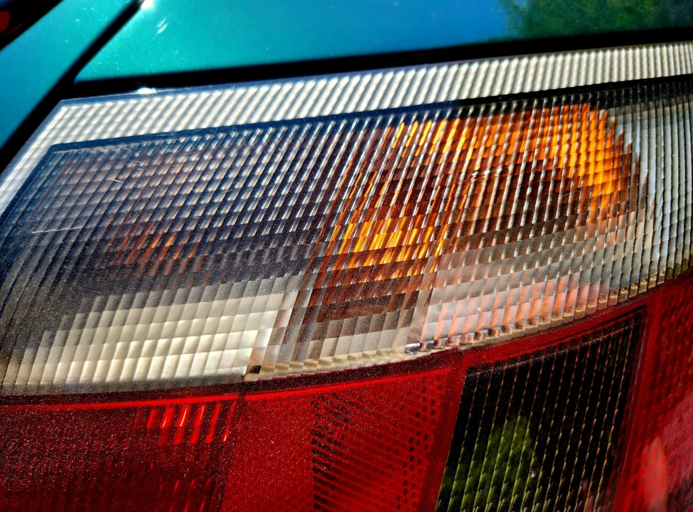 2001 Porsche 996 Carrera - Image 28 of 31