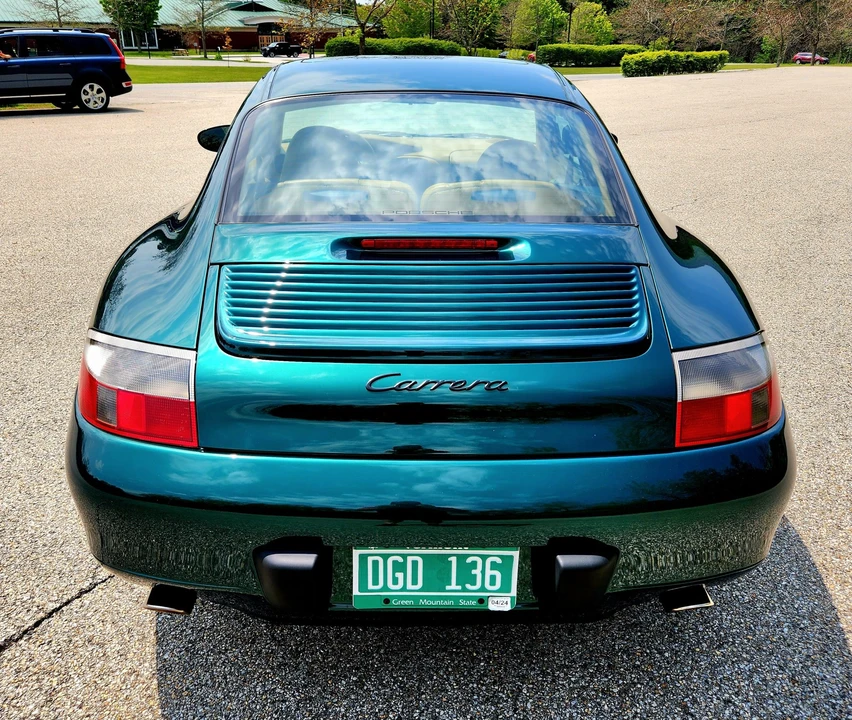 2001 Porsche 996 Carrera - Image 8 of 31