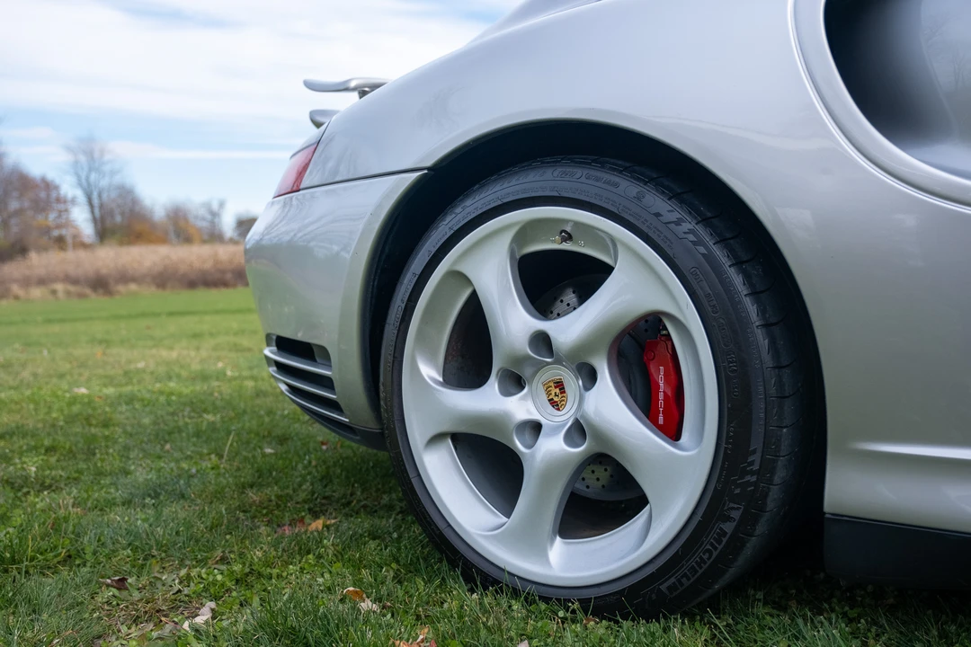 2001 Porsche 996 Turbo - Image 14 of 31