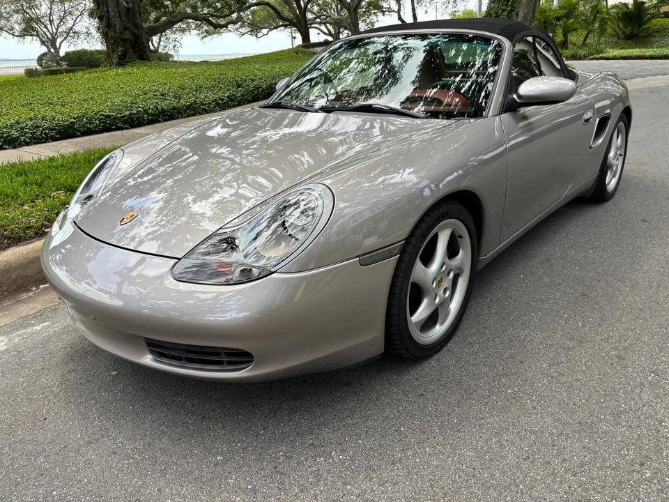 2001 Porsche 986 Boxster - Image 10 of 31