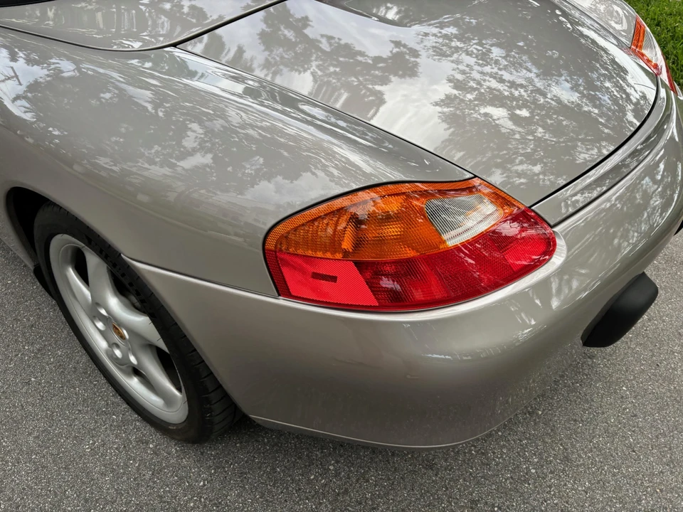 2001 Porsche 986 Boxster - Image 29 of 31