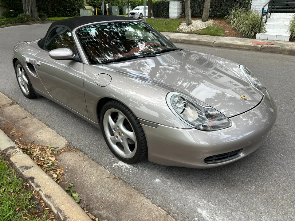 2001 Porsche 986 Boxster - Image 8 of 31