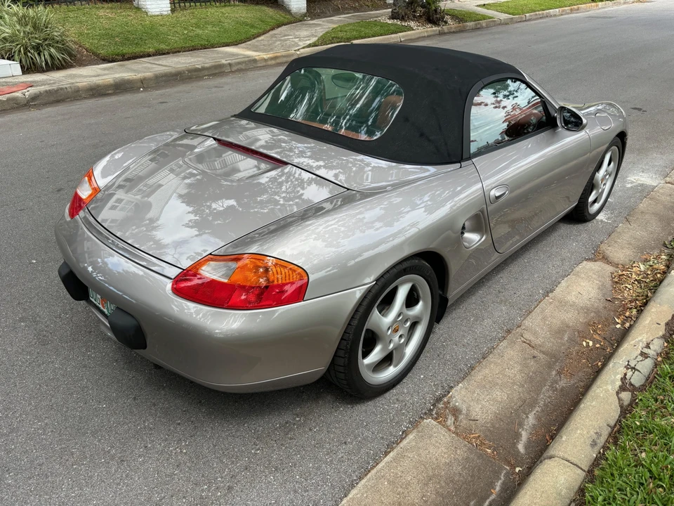 2001 Porsche 986 Boxster - Image 6 of 31