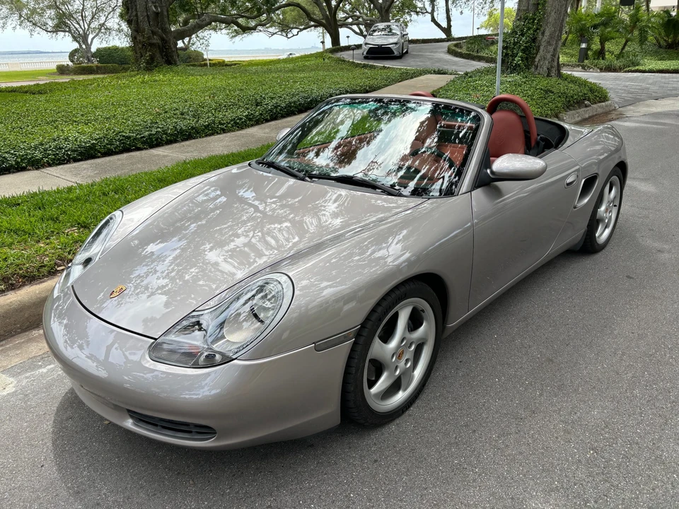 2001 Porsche 986 Boxster - Image 2 of 31