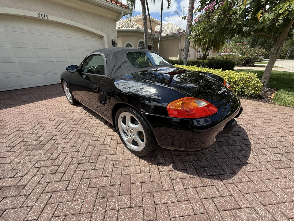 2001 Porsche 986 Boxster S - Image 14 of 31