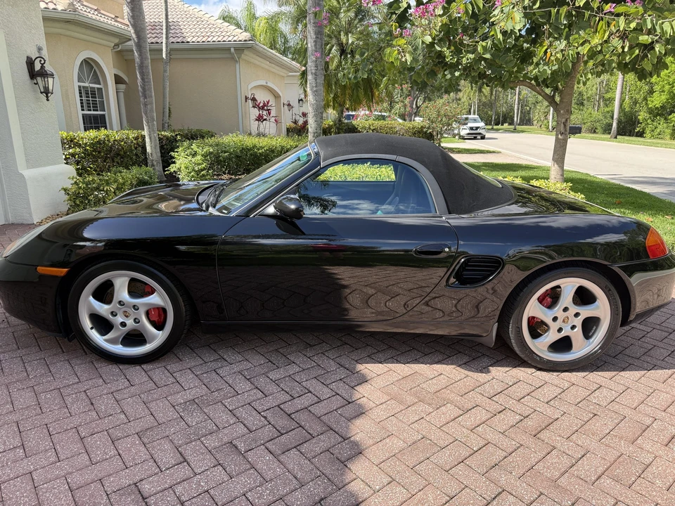 2001 Porsche 986 Boxster S - Image 12 of 31