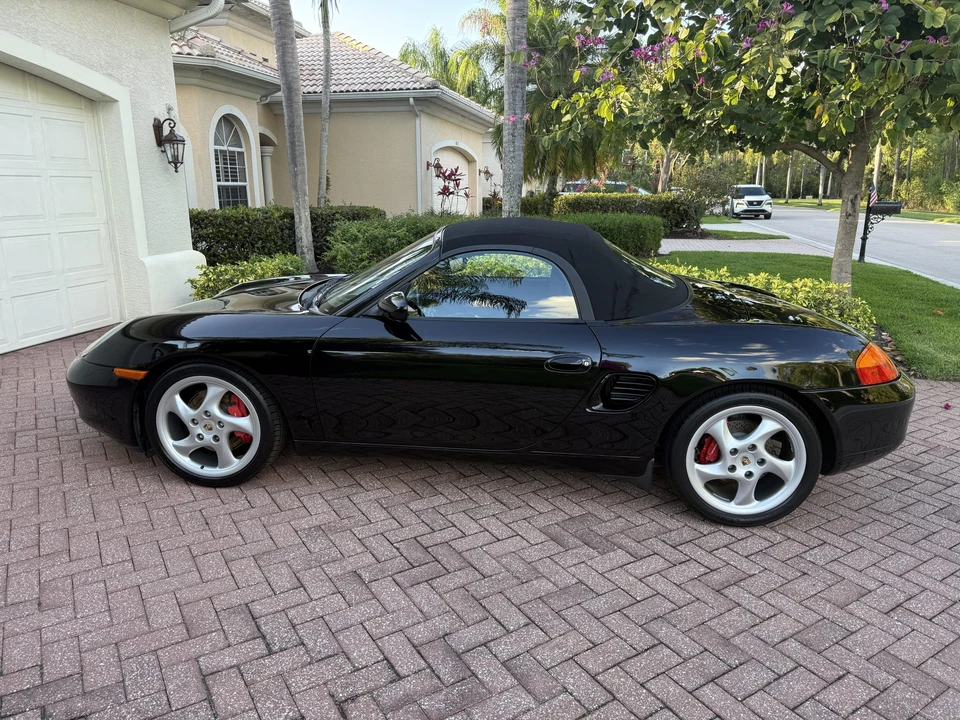 2001 Porsche 986 Boxster S - Image 13 of 31