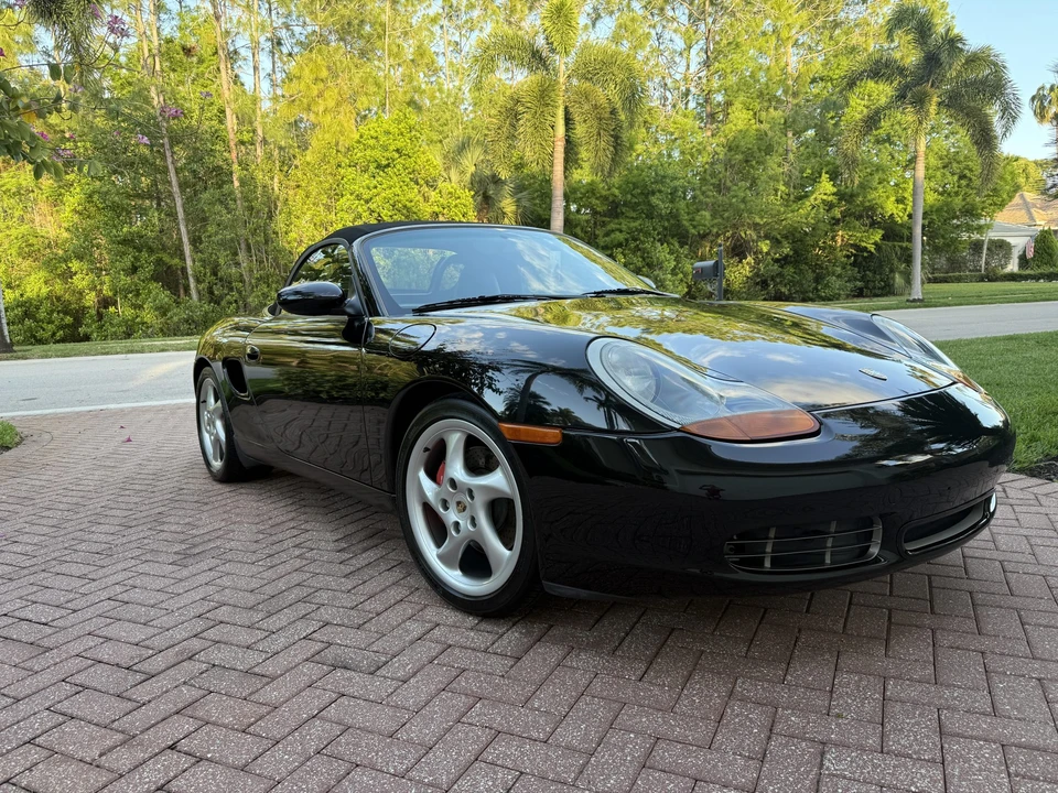 2001 Porsche 986 Boxster S - Image 24 of 31