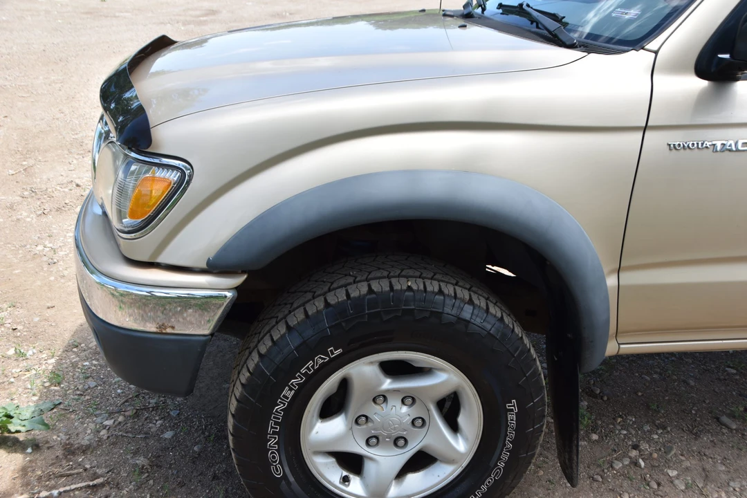 2001 Toyota Tacoma 1st Gen - Image 13 of 31