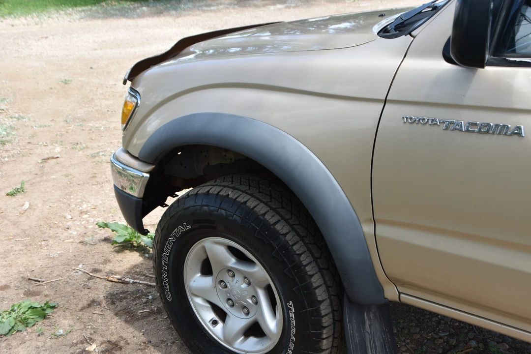 2001 Toyota Tacoma 1st Gen - Image 12 of 31