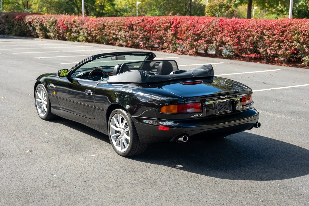 2002 Aston Martin DB7 Vantage - Image 8 of 31