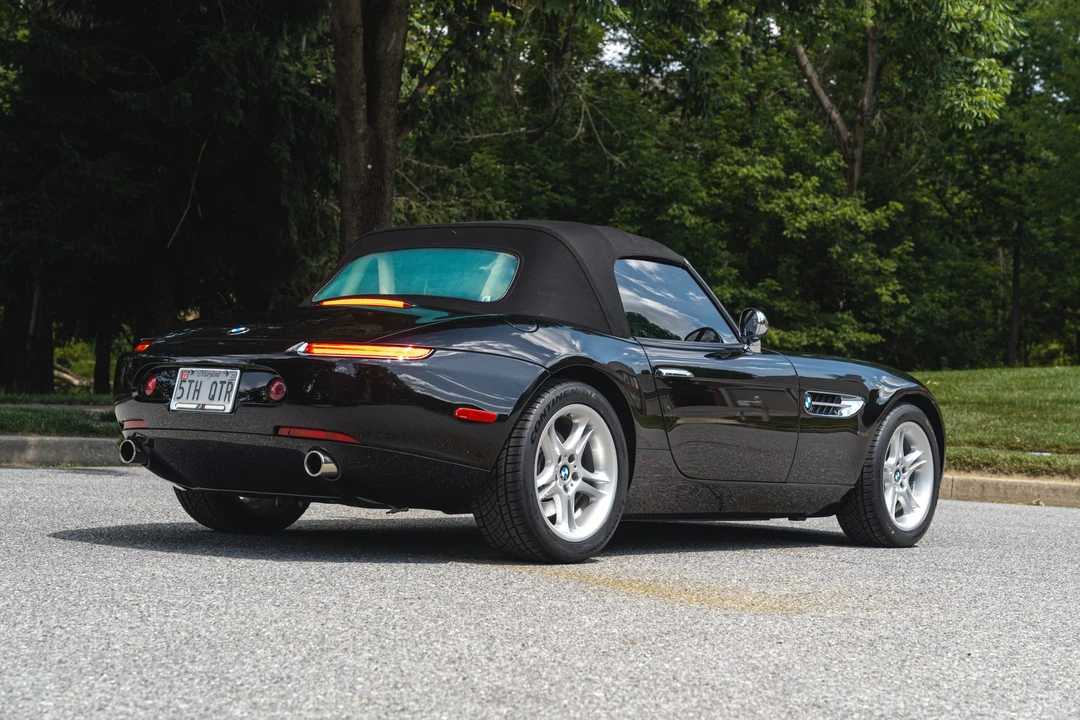 2002 BMW Z8 - Image 6 of 31