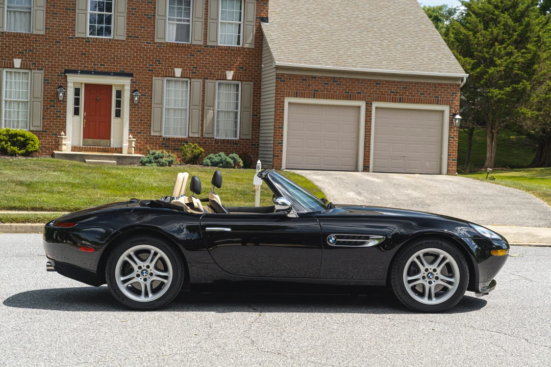 2002 BMW Z8 - Image 17 of 31