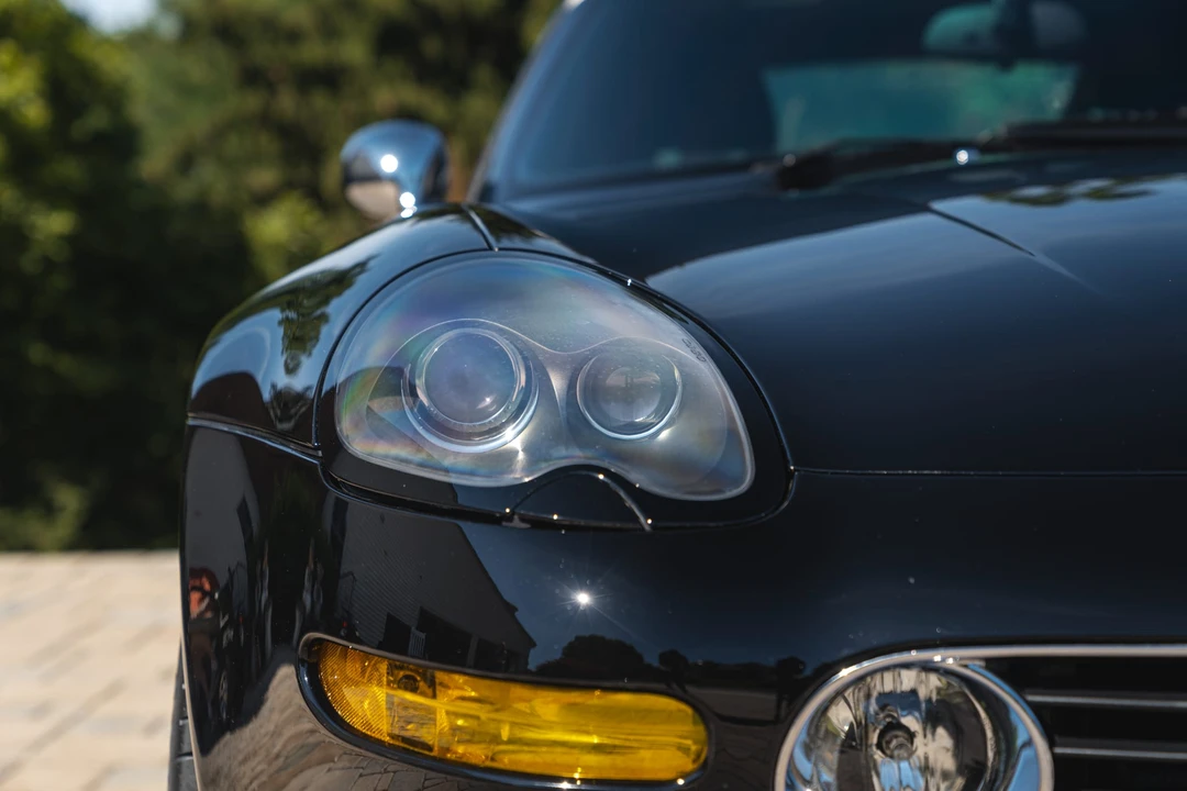 2002 BMW Z8 - Image 20 of 31