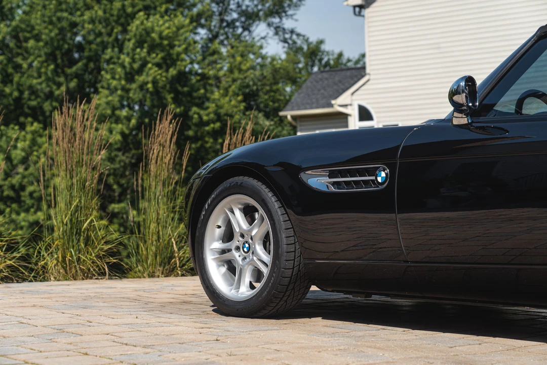 2002 BMW Z8 - Image 26 of 31