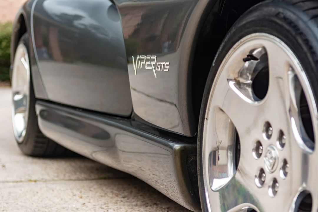 2002 Dodge Viper GTS 2nd Gen - Image 29 of 31