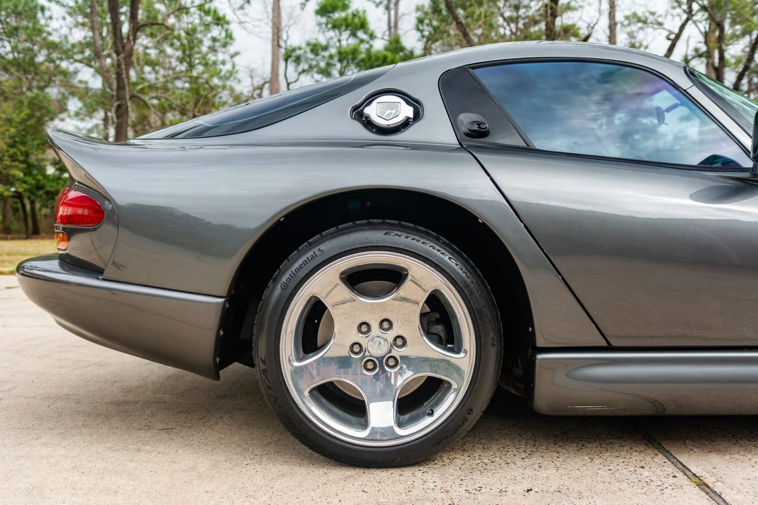 2002 Dodge Viper GTS 2nd Gen - Image 31 of 31