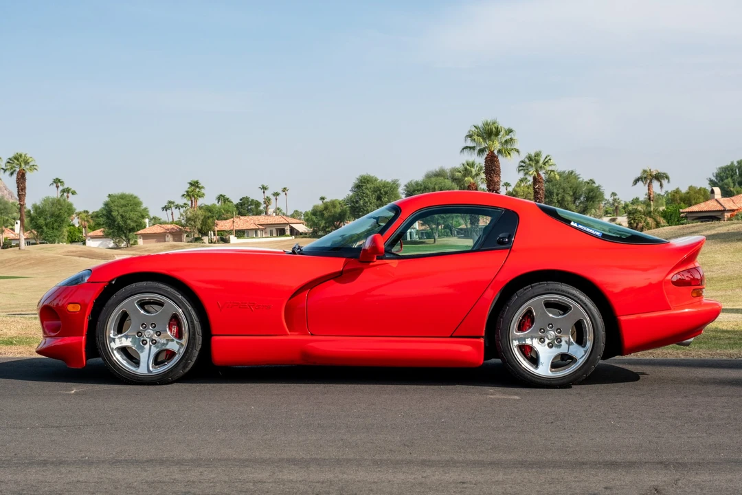 2002 Dodge Viper GTS 2nd Gen - Image 3 of 31