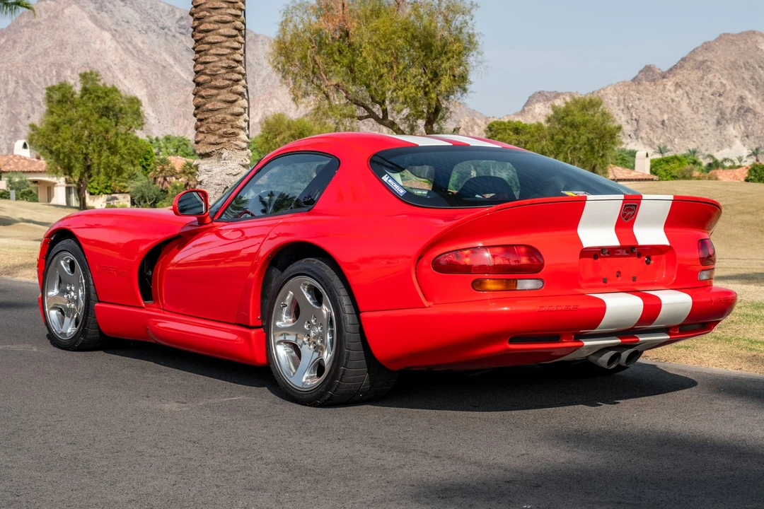 2002 Dodge Viper GTS 2nd Gen - Image 4 of 31