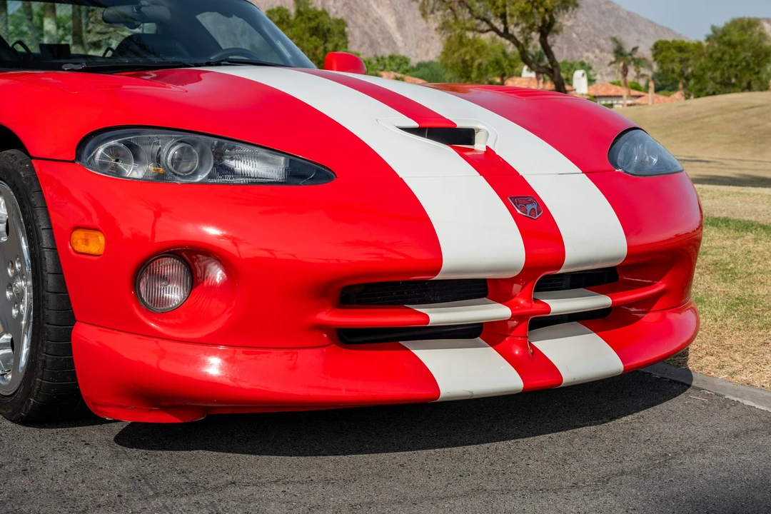 2002 Dodge Viper GTS 2nd Gen - Image 13 of 31