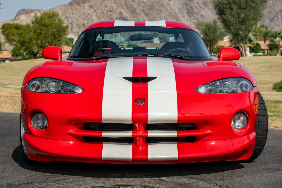 2002 Dodge Viper GTS 2nd Gen - Image 12 of 31