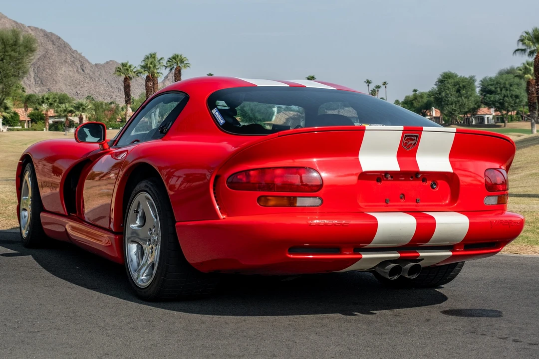 2002 Dodge Viper GTS 2nd Gen - Image 5 of 31