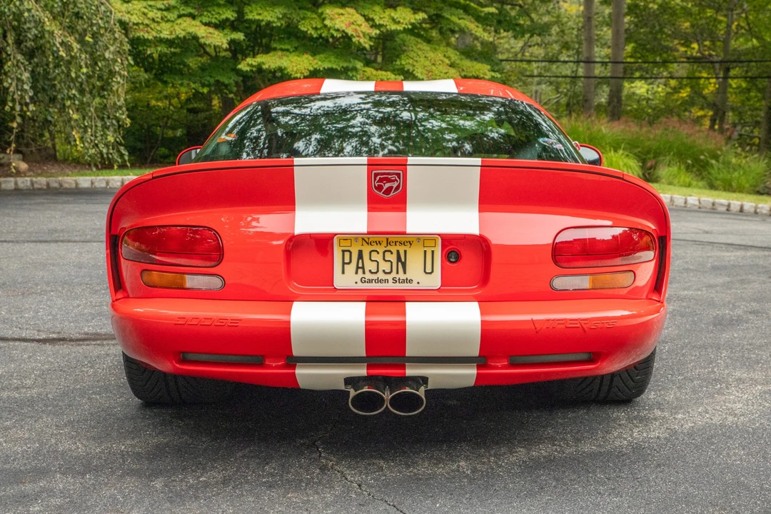 2002 Dodge Viper GTS 2nd Gen - Image 14 of 31